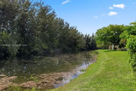 110 Lake Meryl Drive West Palm Beach FL 33411
