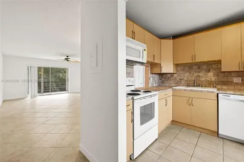 110 Lake Meryl Drive West Palm Beach FL 33411
