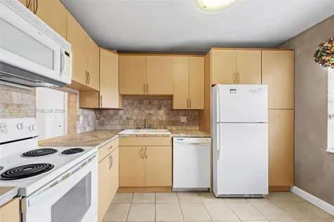 110 Lake Meryl Drive West Palm Beach FL 33411