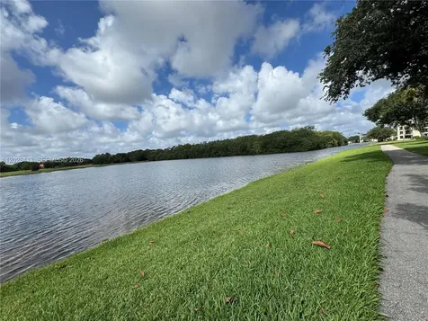 2768 S Carambola Circle S Coconut Creek FL 33066