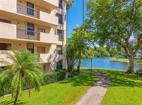 2768 S Carambola Circle S Coconut Creek FL 33066