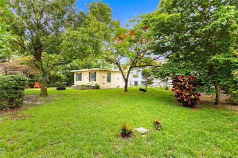 72 Palmetto Drive Miami Springs FL 33166