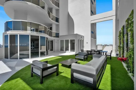 17555 Collins Avenue Sunny Isles Beach FL 33160