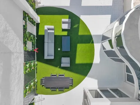 17555 Collins Avenue Sunny Isles Beach FL 33160
