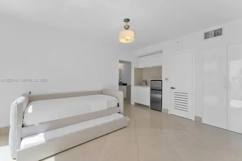 17555 Collins Avenue Sunny Isles Beach FL 33160