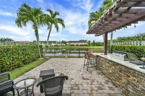 3785 NE 2nd Street Homestead FL 33033