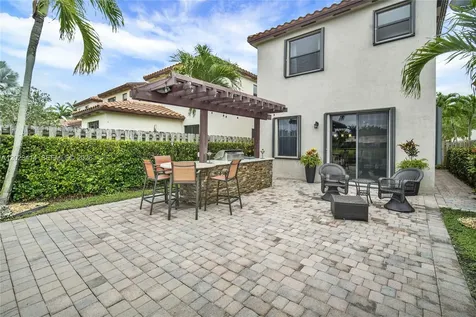 3785 NE 2nd Street Homestead FL 33033
