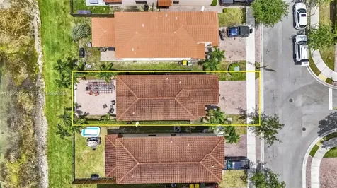 3785 NE 2nd Street Homestead FL 33033