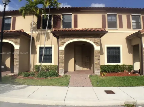 9261 W 33rd Way Hialeah FL 33018