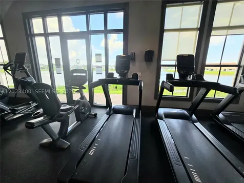 9261 W 33rd Way Hialeah FL 33018