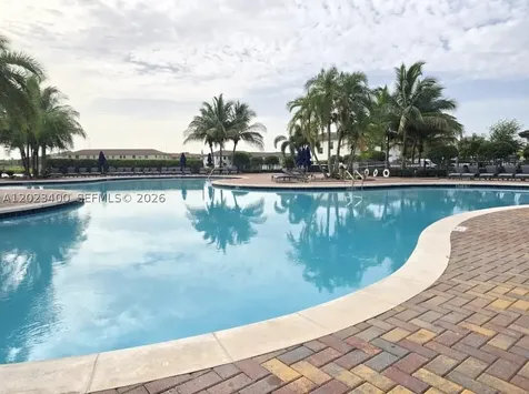9261 W 33rd Way Hialeah FL 33018