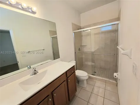 9261 W 33rd Way Hialeah FL 33018