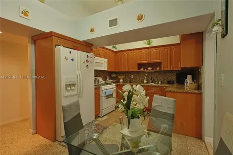 330 W 44th Street Hialeah FL 33012