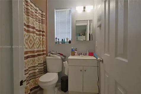 330 W 44th Street Hialeah FL 33012