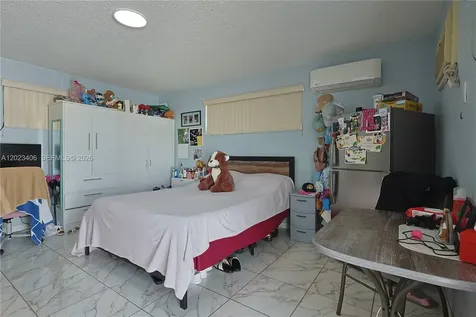 330 W 44th Street Hialeah FL 33012