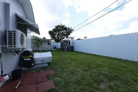 330 W 44th Street Hialeah FL 33012