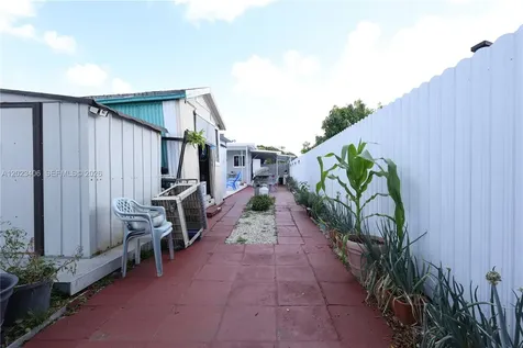 330 W 44th Street Hialeah FL 33012