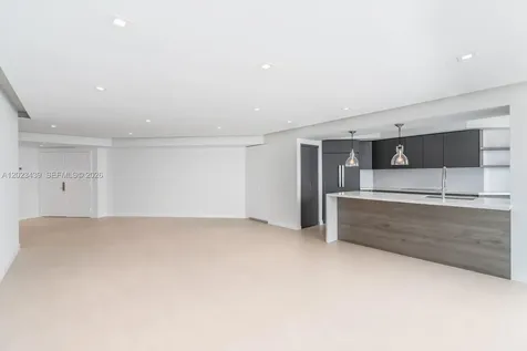 6301 Collins Avenue Miami Beach FL 33141