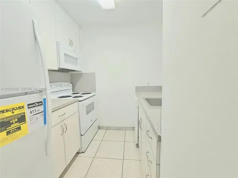 1225 NE 124th Street North Miami FL 33161