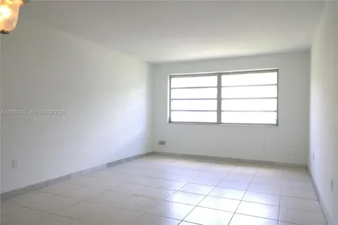 1225 NE 124th Street North Miami FL 33161