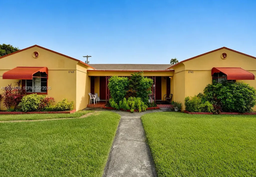 1723-1739 Moffett Street Hollywood FL 33020