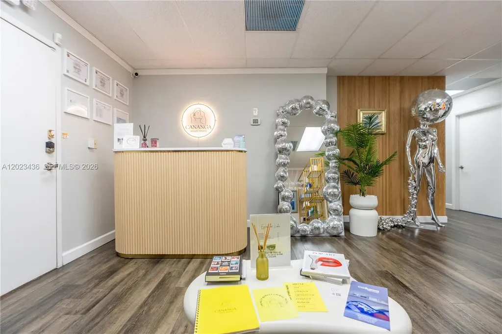 1250 E Hallandale Beach Boulevard Hallandale Beach FL 33009