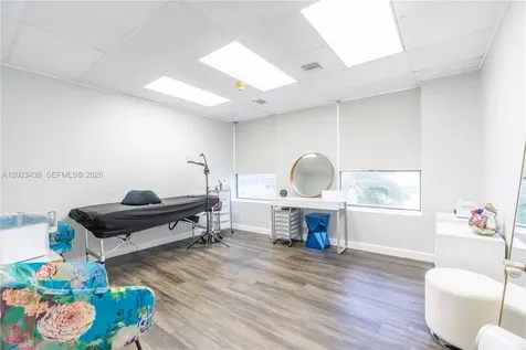 1250 E Hallandale Beach Boulevard Hallandale Beach FL 33009