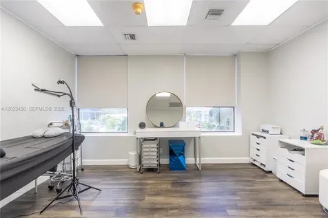 1250 E Hallandale Beach Boulevard Hallandale Beach FL 33009