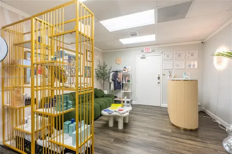1250 E Hallandale Beach Boulevard Hallandale Beach FL 33009