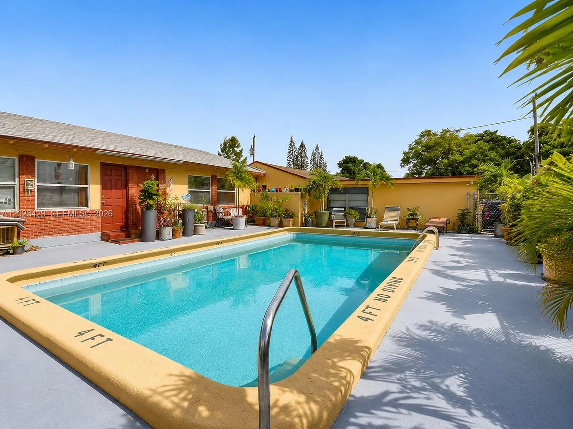 1723-1743 Moffett Street Hollywood FL 33020