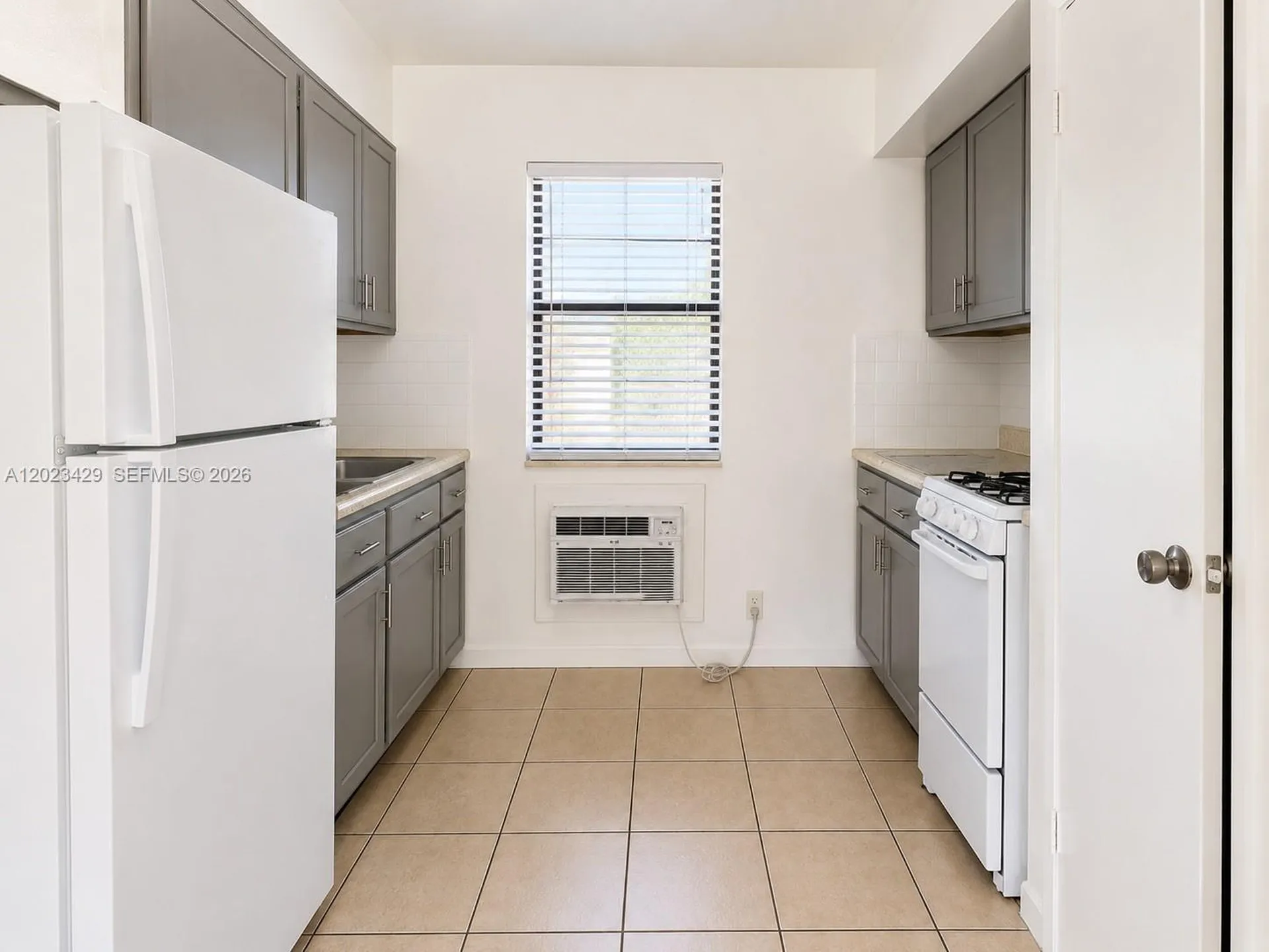 1723-1743 Moffett Street Hollywood FL 33020