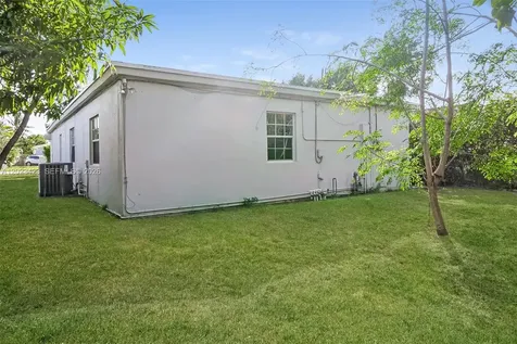 1579 NE 182nd Street North Miami Beach FL 33162