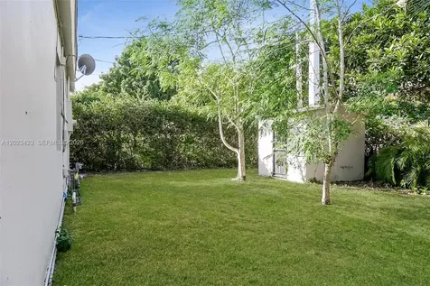 1579 NE 182nd Street North Miami Beach FL 33162