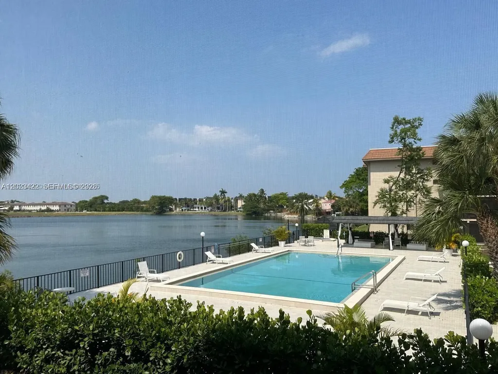 605 Ives Dairy Road Miami FL 33179