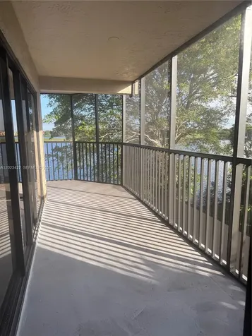 605 Ives Dairy Road Miami FL 33179