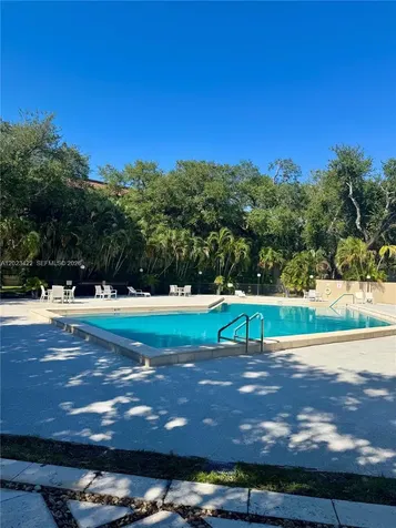 605 Ives Dairy Road Miami FL 33179
