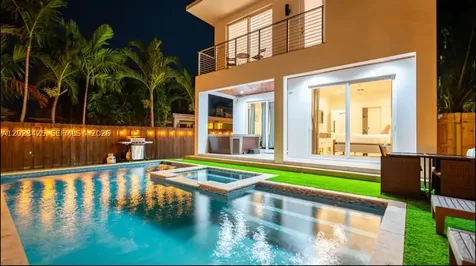 1547 Jackson Street Hollywood FL 33020