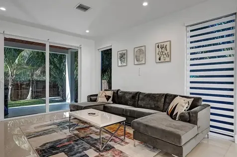 1547 Jackson Street Hollywood FL 33020