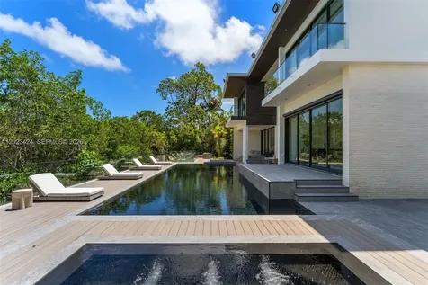 132 Paloma Drive Coral Gables FL 33143
