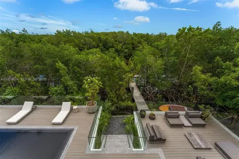 132 Paloma Drive Coral Gables FL 33143