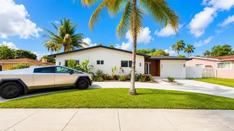 430 NE 145th Street Miami FL 33161