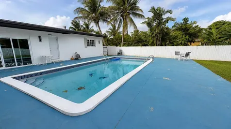 430 NE 145th Street Miami FL 33161
