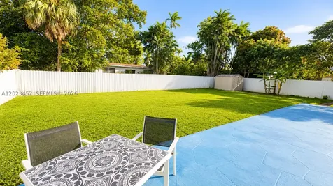 430 NE 145th Street Miami FL 33161