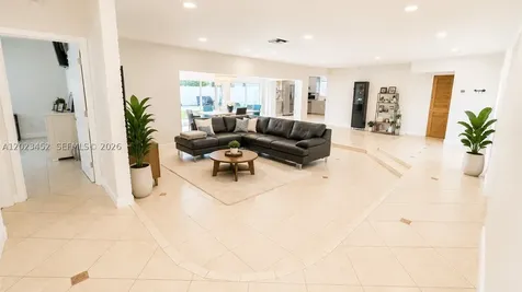 430 NE 145th Street Miami FL 33161