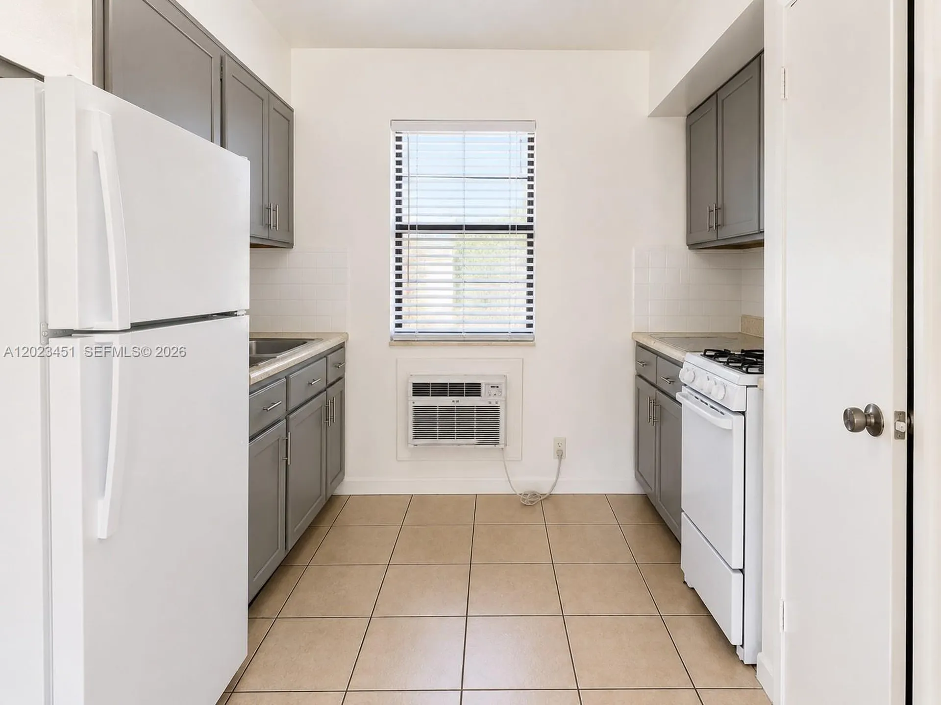 1741-1743 Moffett Street Hollywood FL 33020