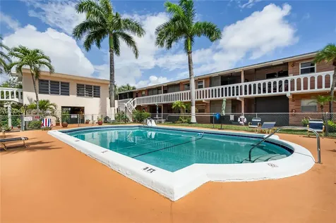 160 NE 8th Avenue Hallandale Beach FL 33009