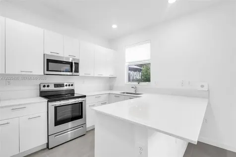 2357 NW 122nd Terrace Miami FL 33167