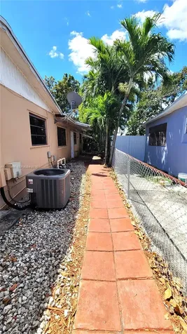 Miami FL 33157