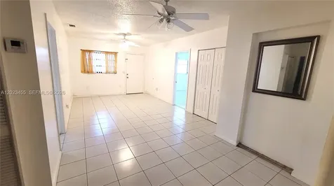 Miami FL 33157