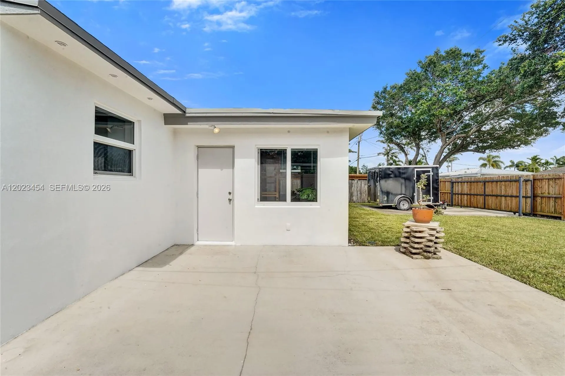 3234 Roosevelt Street Hollywood FL 33021